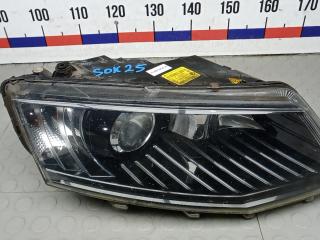 фара правая Skoda Octavia 3 поколение (A7) 2013, 2.0 л., TDI RS, дизель, МКПП, универсал, 5E2941018B, 5E2941016B