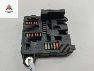 блок предохранителей Renault Scenic 2 поколение 2003, 2.0 л., бензин, АКПП, серый, минивэн, 8200306032