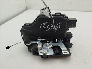 замок двери передней правой Volkswagen Passat B5 1998, 1.8 л., бензин, МКПП, красный, универсал, 13632182