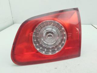 фонарь крышки багажника правый Volkswagen Passat B6 2010, 1.4 л., бензин, АКПП, синий, универсал, 3C9945094
