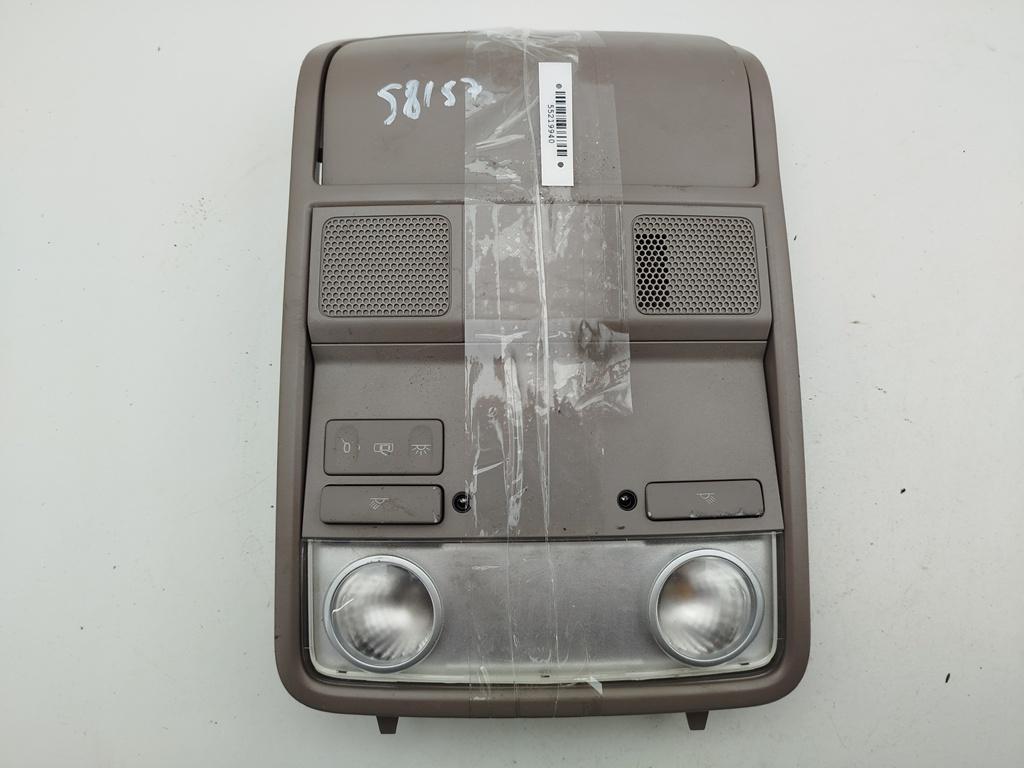 фонарь салона (плафон) Volkswagen Passat B6 2007, 2.0 л., дизель, МКПП, чёрный, универсал, 1K0947133E
