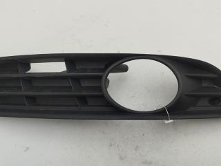 рамка фары противотуманной правой Volkswagen Passat B6 2005, 2.0 л., дизель, МКПП, серый, универсал, 3C0853666A
