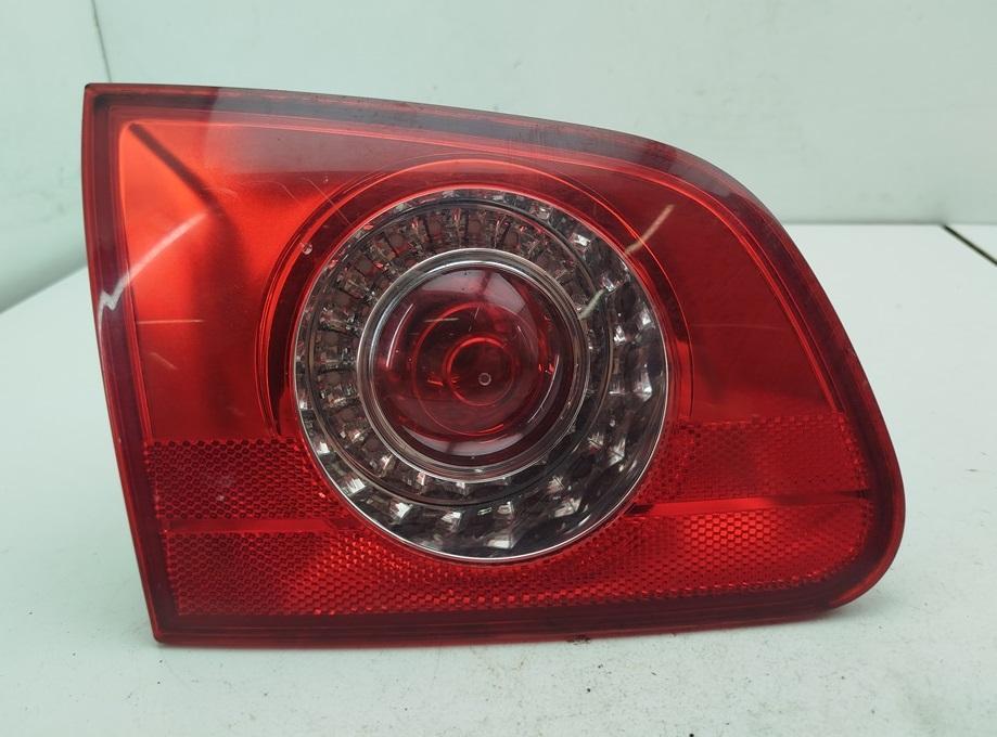 фонарь крышки багажника левый Volkswagen Passat B6 2010, 1.4 л., бензин, АКПП, синий, универсал, 3C9945093