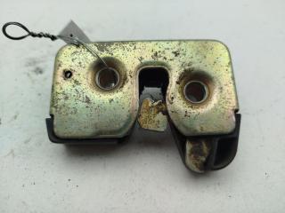 замок багажника Volkswagen Golf 3 поколение 1997, хетчбэк 3 дв., 827505B