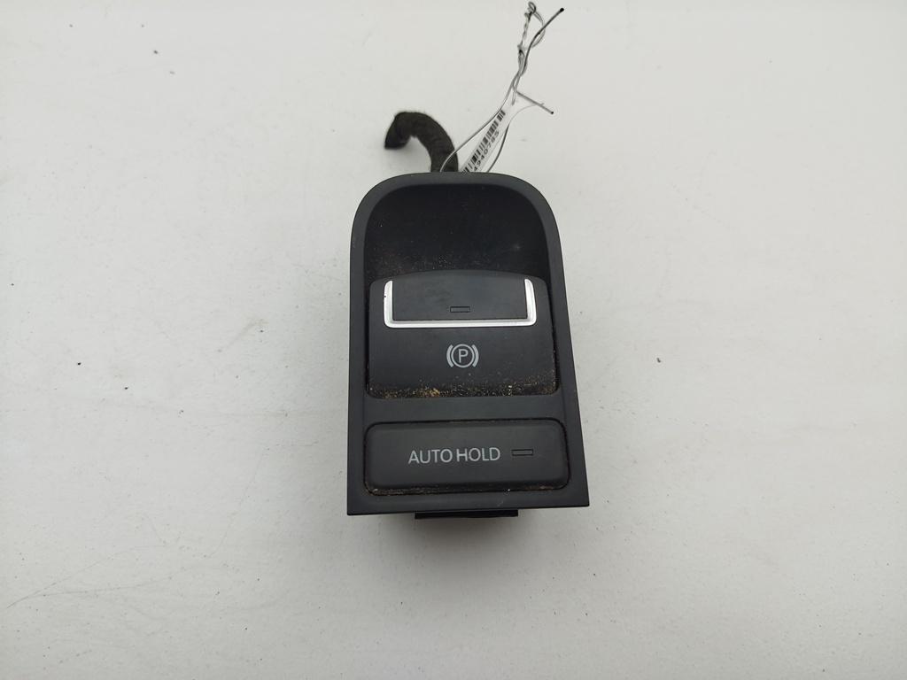 кнопка ручного тормоза (ручника) Volkswagen Tiguan 1 поколение 2008, 1.4 л., бензин, МКПП, белый, внедорожник 5 дв., 5N0927225 - фото №1