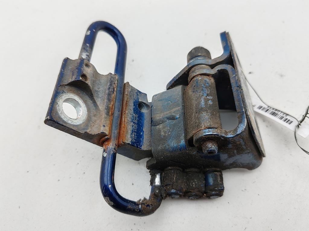 петля двери Volkswagen Passat B6 2010, синий, универсал, 3C8831411A