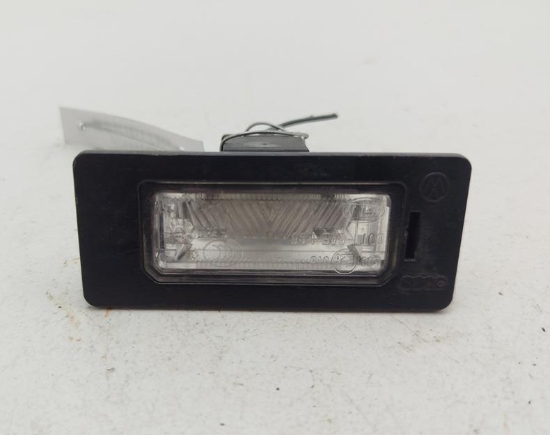подсветка номера Volkswagen Passat B6 2007, 2.0 л., дизель, МКПП, чёрный, универсал