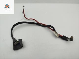 клемма аккумулятора плюс Volkswagen Tiguan 1 поколение 2008, 1.4 л., бензин, МКПП, белый, внедорожник 5 дв., 5N0971228