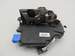 замок двери задней правой Volkswagen Touran 1 поколение [рестайлинг] 2006, 7L0839016D
