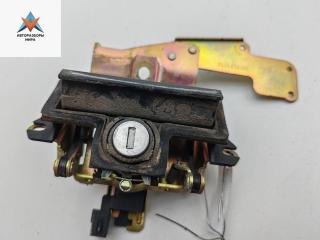 ручка крышки багажника Skoda Octavia mk1 (A4 1U) 2003, синий, хетчбэк 5 дв., 1U6827565J