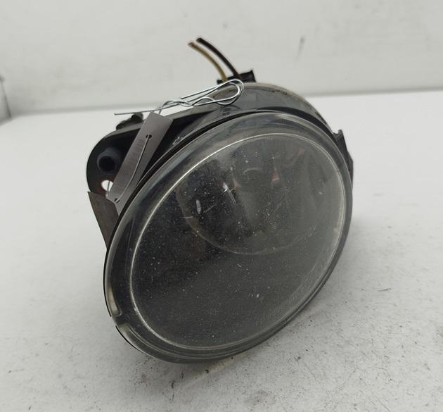 фара противотуманная правая Volkswagen Passat B6 2005, 2.0 л., дизель, МКПП, серый, универсал, 27129400