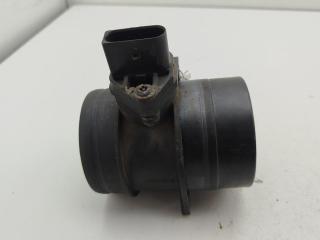 Расходомер (измеритель потока воздуха) Volkswagen Passat B6 2007, 2.0 л., дизель, МКПП, чёрный, универсал, 074906461B