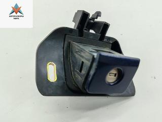 кнопка открытия багажника Opel Vectra B [рестайлинг] 1999, 1.6 л., бензин, МКПП, синий, хетчбэк 5 дв.