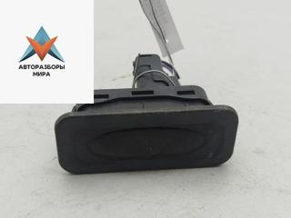 кнопка открытия багажника Renault Scenic 2 поколение [рестайлинг] 2006, 1.6 л., бензин, МКПП, синий, минивэн, 8200070256