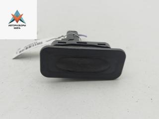 кнопка открытия багажника Renault Scenic 2 поколение [рестайлинг] 2007, 1.9 л., дизель, МКПП, зелёный, минивэн, 8200076256