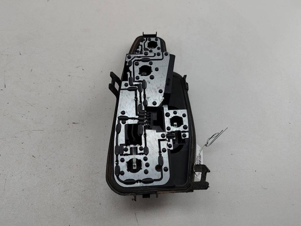 Плата фонаря заднего правого Peugeot 308 T7 2009, 1.6 л., дизель, МКПП, серый, универсал - фото №1