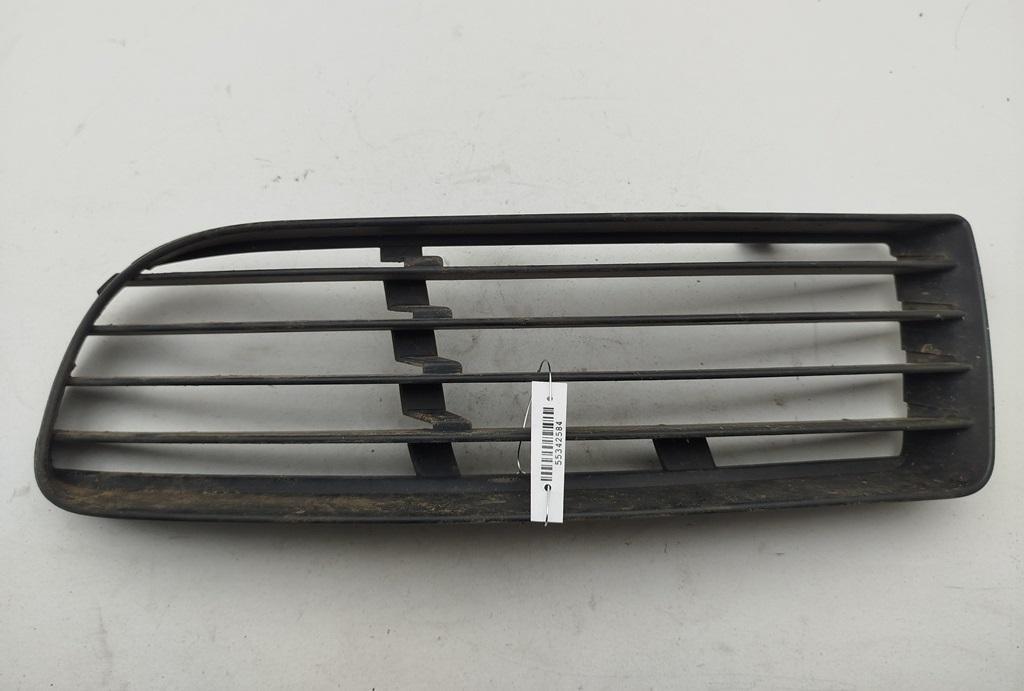 заглушка (решетка) в бампер SEAT Alhambra 2001, 1.9 л., дизель, МКПП, красный, минивэн, 7M7853683