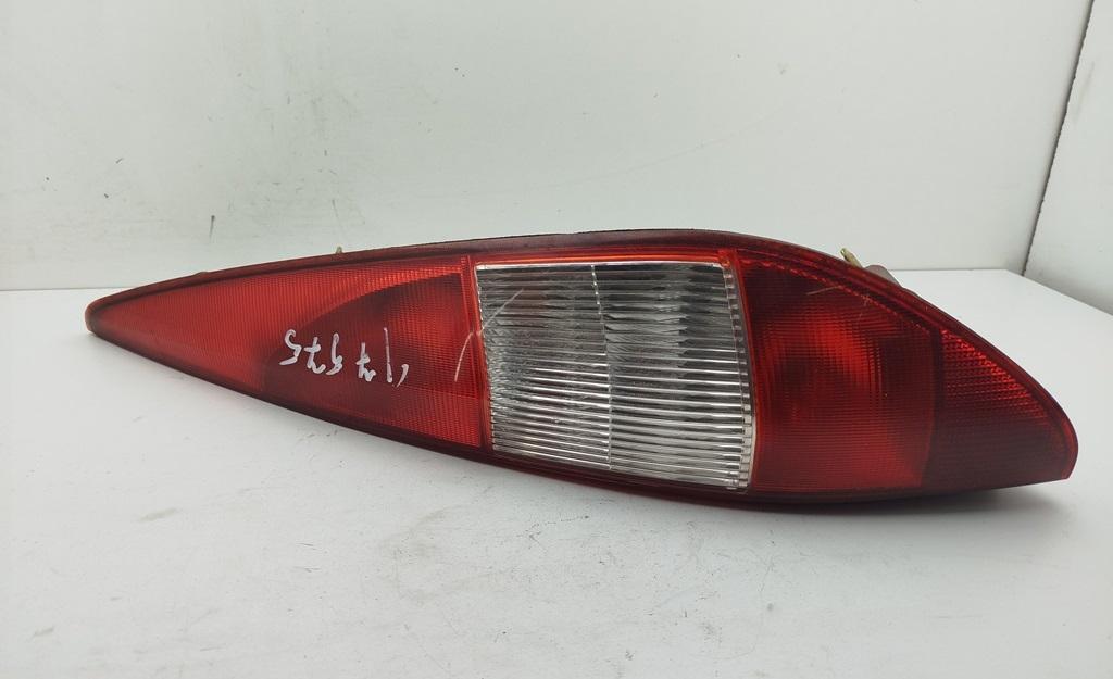 фонарь задний правый Ford Mondeo III 2002, 2.0 л., дизель, МКПП, серый, универсал, 1S7113404C