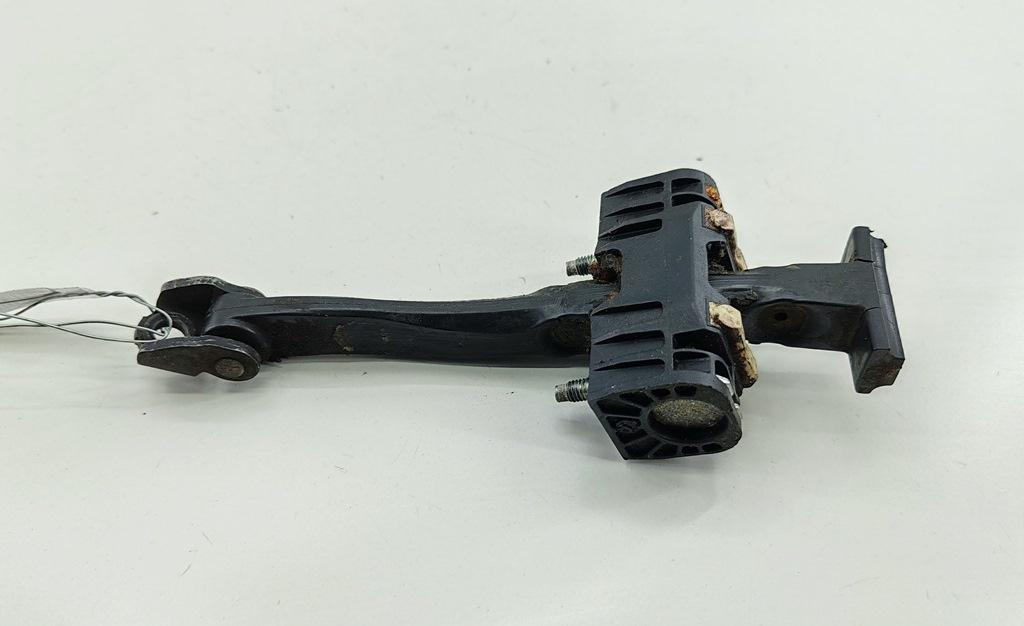 ограничитель открывания двери Opel Astra H 2005, хетчбэк 3 дв., 13107175