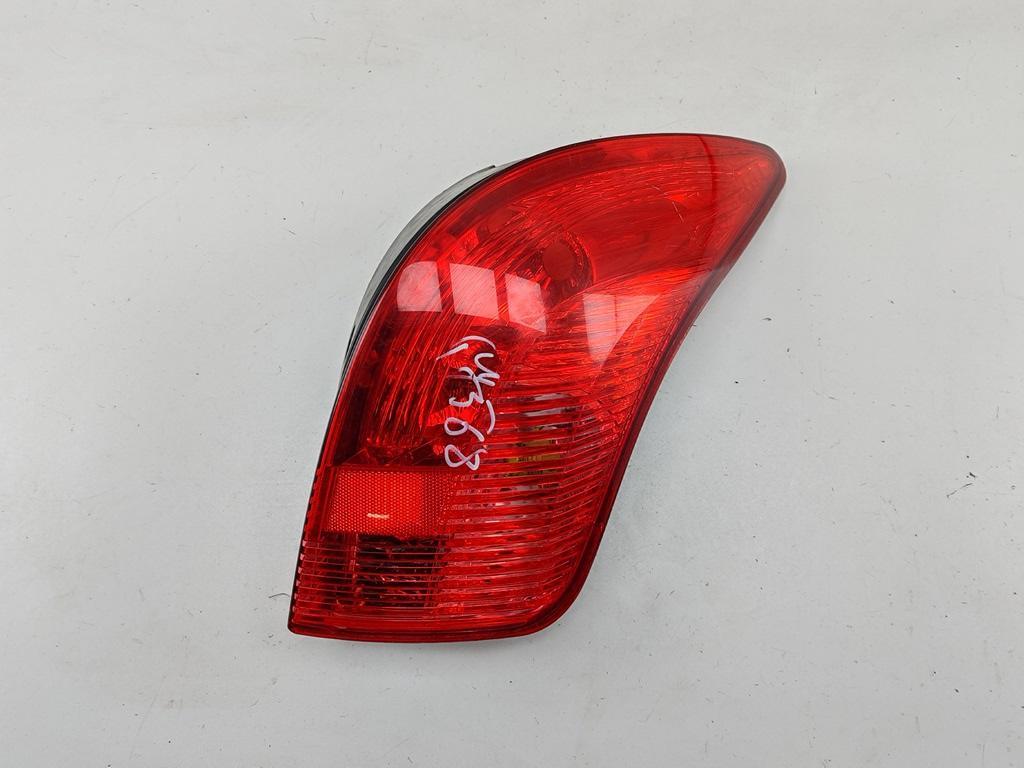 фонарь задний правый Peugeot 308 T7 2009, 1.6 л., дизель, МКПП, серый, универсал, 96814438XT