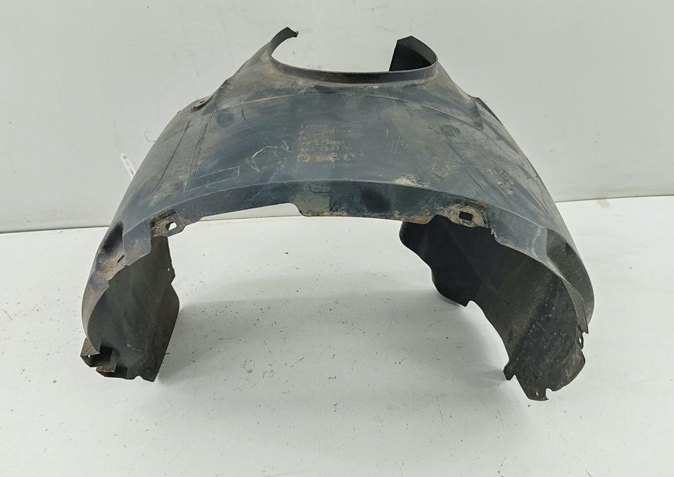 Подкрылок передний правый Ford Mondeo III 2003, 1.8 л., бензин, универсал, 1S7116115AJ