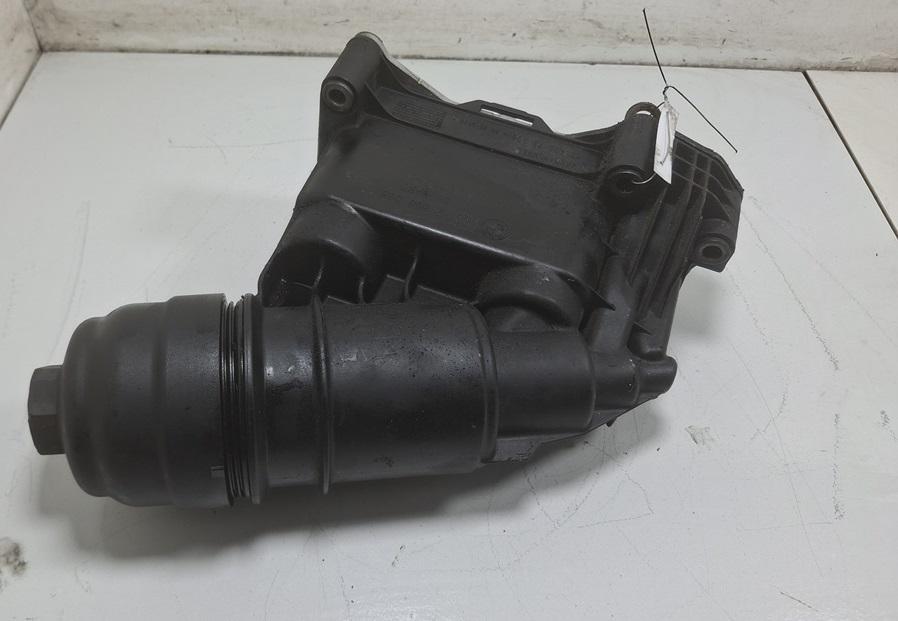 корпус масляного фильтра BMW 5 F10/F11 2011, 3.0 л., дизель, АКПП, универсал, 7800066
