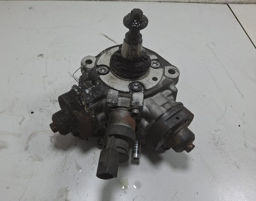 ТНВД BMW 5 F10/F11 2011, 3.0 л., дизель, АКПП, серый, универсал, 0445010617