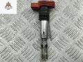 катушка зажигания Audi A4 B6 2004, 2.0 л., бензин, МКПП, чёрный, универсал, 06C905115M - фото №2