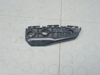 крепление бампера Toyota Auris 1 поколение 2008, 1.4 л., бензин, МКПП, хетчбэк 5 дв.