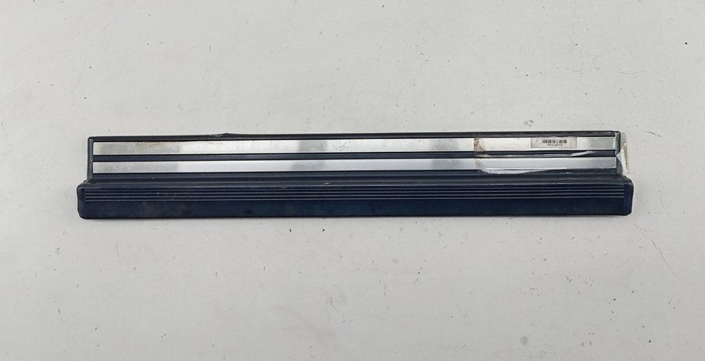 Накладка на порог внутренняя (салона) Mercedes-Benz E W210 1999, 2.0 л., бензин, МКПП, синий, седан, 2106800135