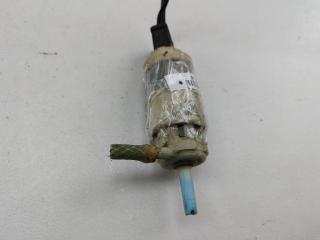 насос (моторчик) омывателя стекла Mercedes-Benz E-Класс W124 1985, коричневый, седан, 1238690021