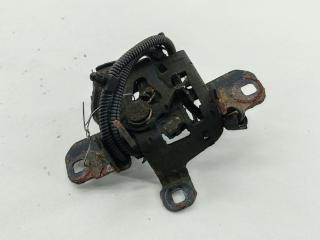 замок капота Volkswagen Golf-4 2001, 1.9 л., дизель, МКПП, серый, универсал, 1J0823509C