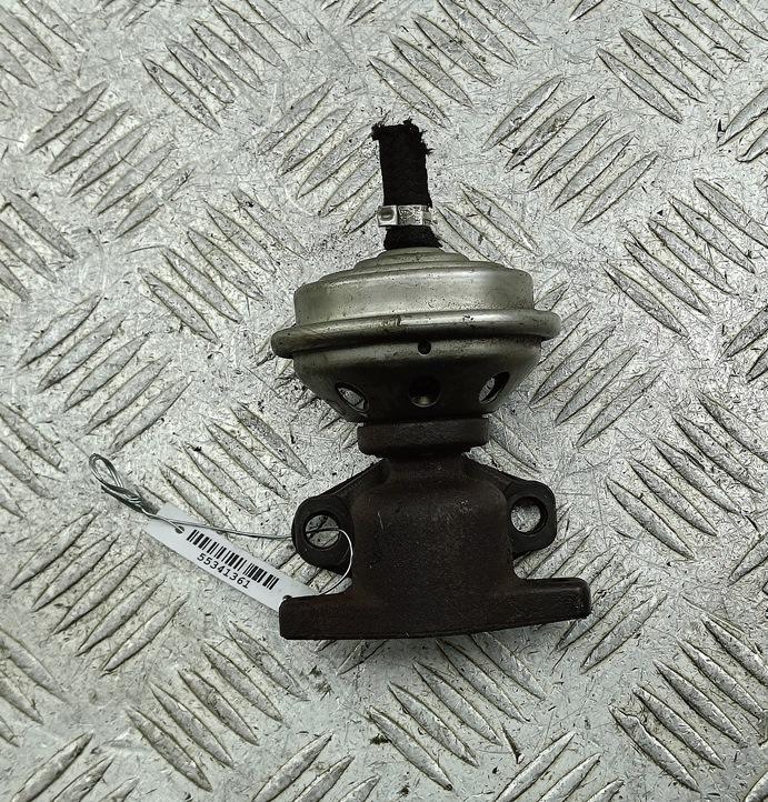 клапан EGR Volkswagen Passat B5 1998, 1.9 л., дизель, МКПП, чёрный, универсал, 028131501E