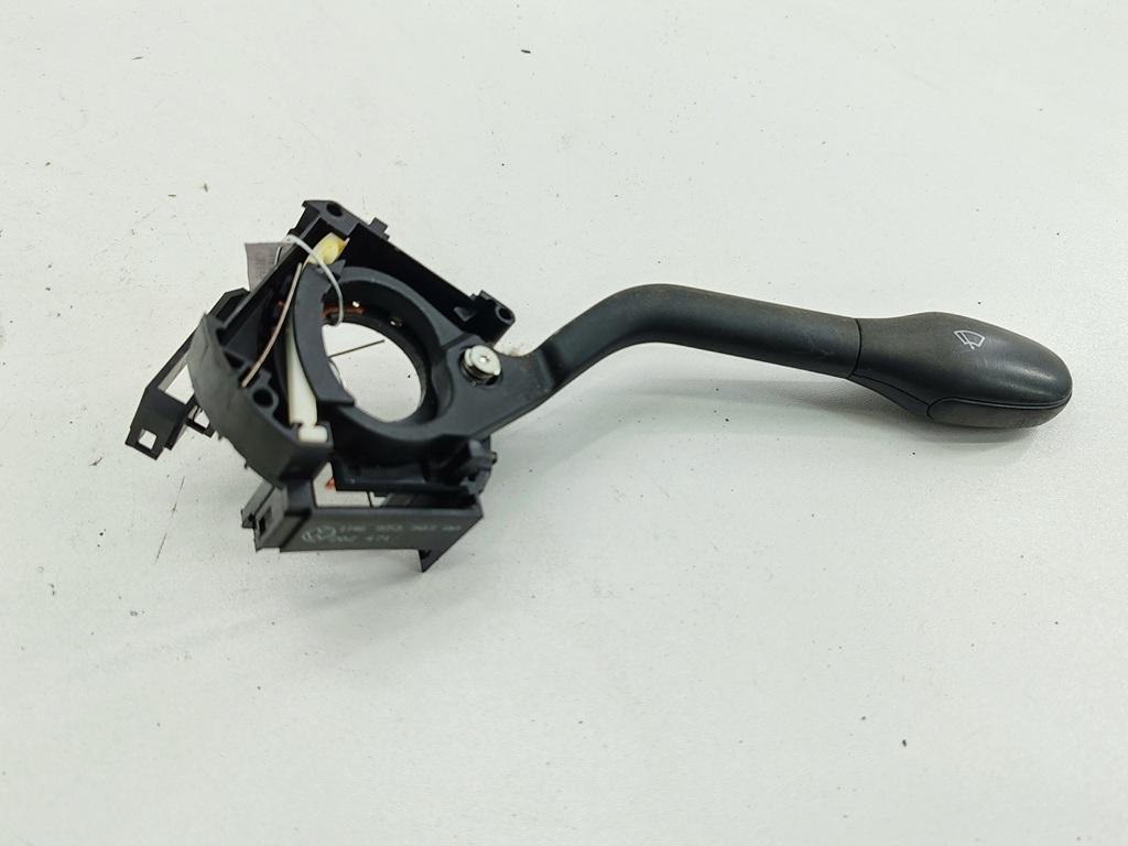 переключатель дворников Volkswagen Passat B4 1995, 1.8 л., бензин, МКПП, синий, универсал, 1H6953503AA