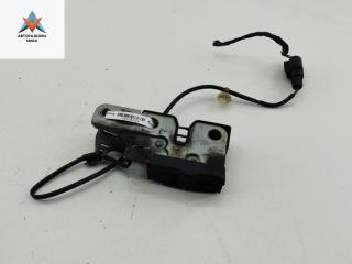 замок капота Volkswagen Passat B6 2008, 2.0 л., дизель, АКПП, серый, универсал, 3C1823509D