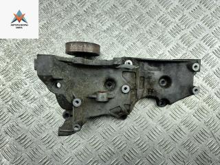 кронштейн генератора Audi A4 B6 2004, 2.0 л., бензин, МКПП, чёрный, универсал, 06D903143C