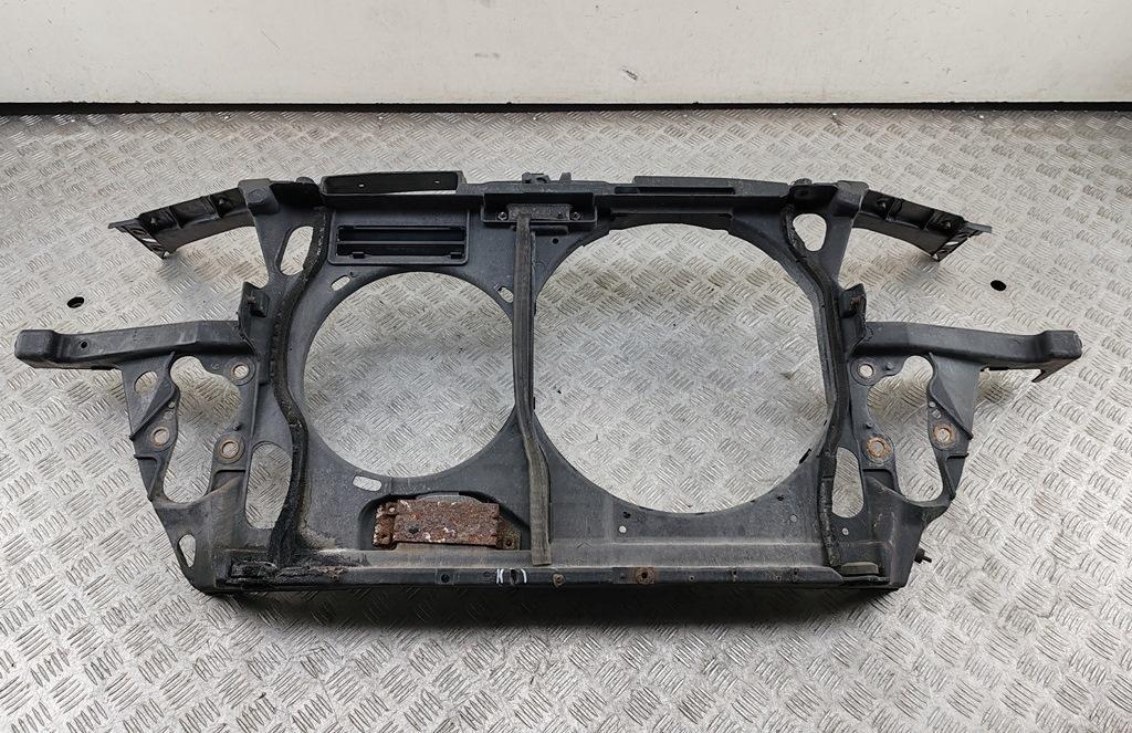 Рамка радиатора Audi A6 C5 2003, 2.5 л., дизель, МКПП, чёрный, универсал, 4B0805588K