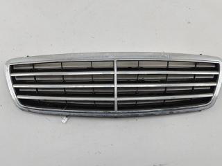 решетка радиатора Mercedes-Benz C W203 2003, серый, седан, 2038800223