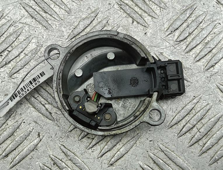 датчик распредвала Audi A4 B6 2004, 2.0 л., бензин, МКПП, чёрный, универсал, 058905161B - фото №1