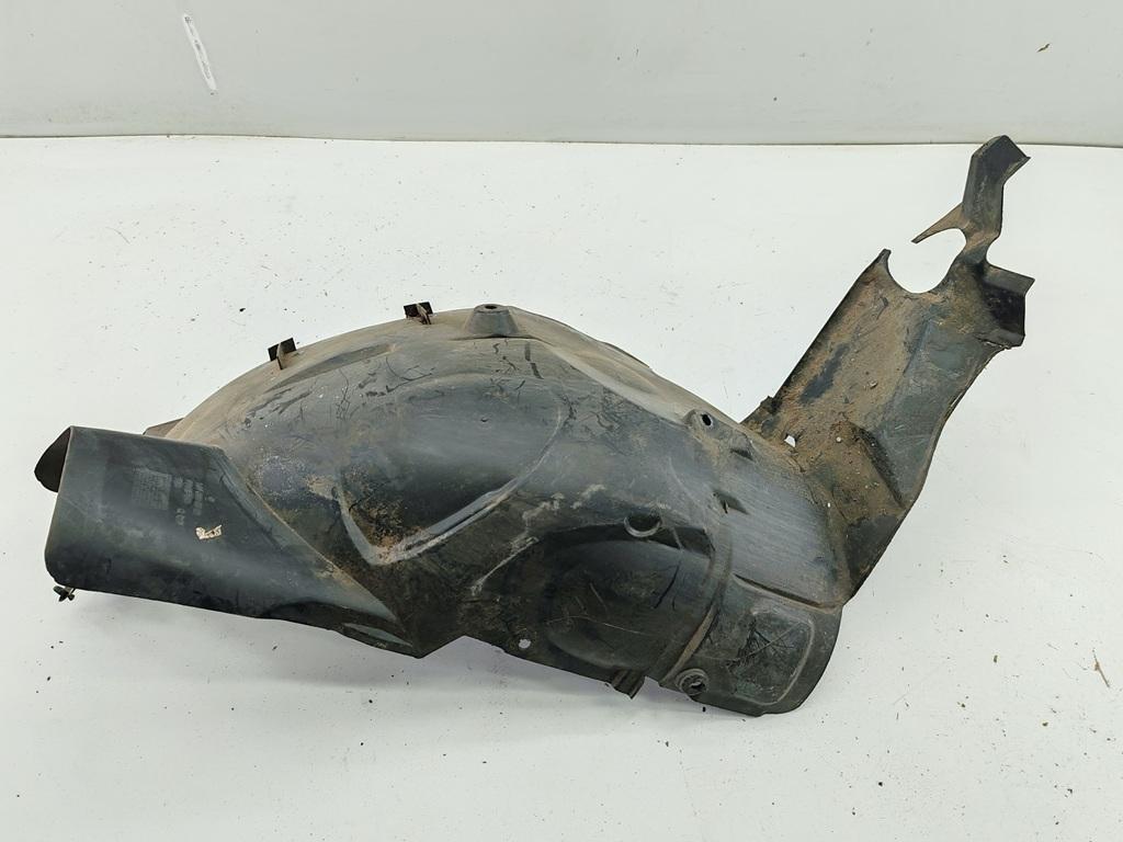 Подкрылок передний правый Mercedes-Benz A W169 2005, 2.0 л., дизель, хетчбэк 5 дв., 1696903830
