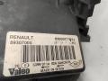 фара правая Renault Megane 2 поколение 2004, 1.9 л., дизель, МКПП, серый, хетчбэк 5 дв. - фото №6