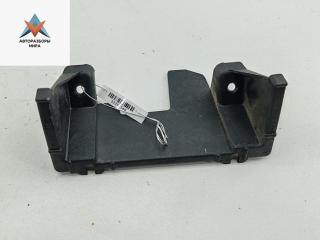 кронштейн (крепление) Audi 80 8C/B4 1992, 2.0 л., бензин, МКПП, красный, седан, 8A0945568