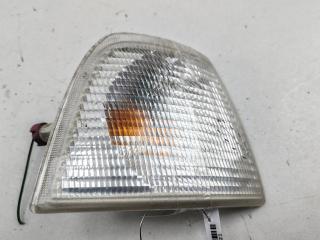 Поворотник (указатель поворота) правый Audi 80 8C/B4 1992, 2.0 л., бензин, МКПП, красный, седан, 8A0953050A