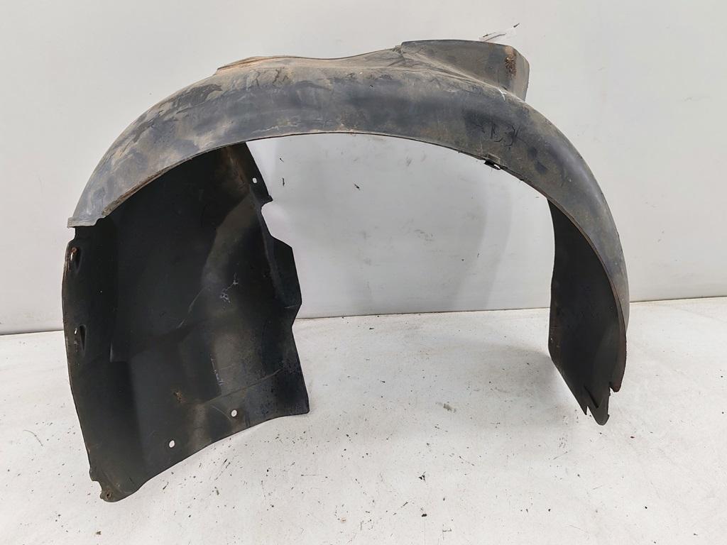 Подкрылок передний правый Audi A4 B5 2001, 2.4 л., бензин, универсал, 8D0821171F