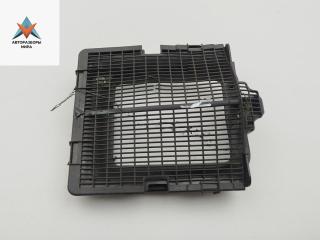 корпус салонного фильтра Audi 80 8C/B4 1992, 2.0 л., бензин, МКПП, красный, седан, 893819098B