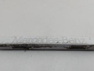 накладка подсветки номера Mercedes-Benz Vito 1999, 2.2 л., дизель, МКПП, белый, микроавтобус, 6387431130