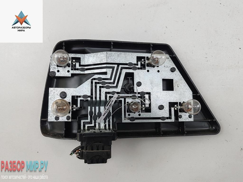 панель заднего левого фонаря Mercedes-Benz E-Класс W124 1985, 2.3 л., бензин, АКПП, коричневый, седан - фото №1