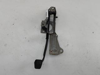 педаль тормоза Ford Focus III 2013, 1.0 л., бензин, МКПП, чёрный, хетчбэк 5 дв., BV612467GB