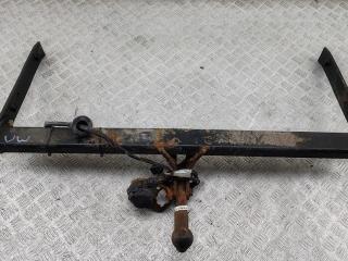 прицепное устройство (фаркоп) Volkswagen Tiguan 1 поколение 2008, 1.4 л., бензин, МКПП, белый, внедорожник 5 дв.