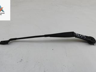 Щеткодержатель (поводок стеклоочистителя) передний Ford Focus 3 поколение 2013, 1.0 л., бензин, МКПП, чёрный, хетчбэк 5 дв., BM5117526AB
